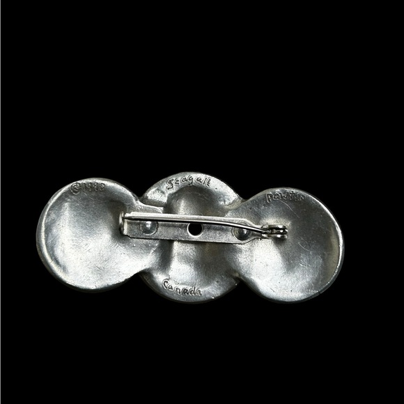 Vintage Seagull Pewter Brooch - Triple Moon Design with Abalone Accents - Picture 2 of 2